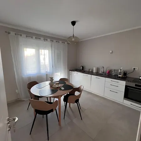 Ana - Charming Appartments